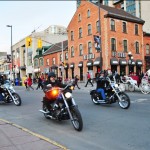 Les bikers s'affichent au By Market d'Ottawa