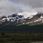 Sommets cachés dans les nuages - Yukon