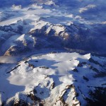 Vue aérienne d'un glacier au Yukon ou en Colombie-Britannique - Canada