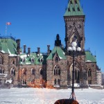 La flamme du Centenaire, symbole de l'unité canadienne